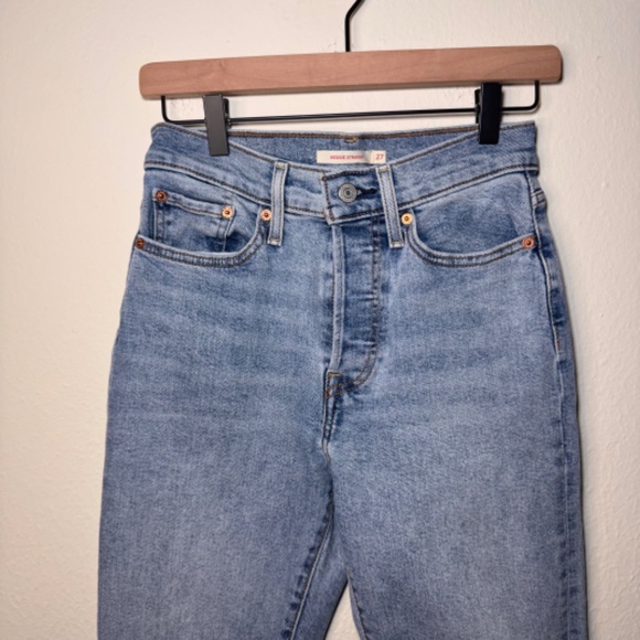 Levi's Wedgie Straight Jeans Women's 27 Blue Ligh Wash Denim High Rise - Picture 2 of 5